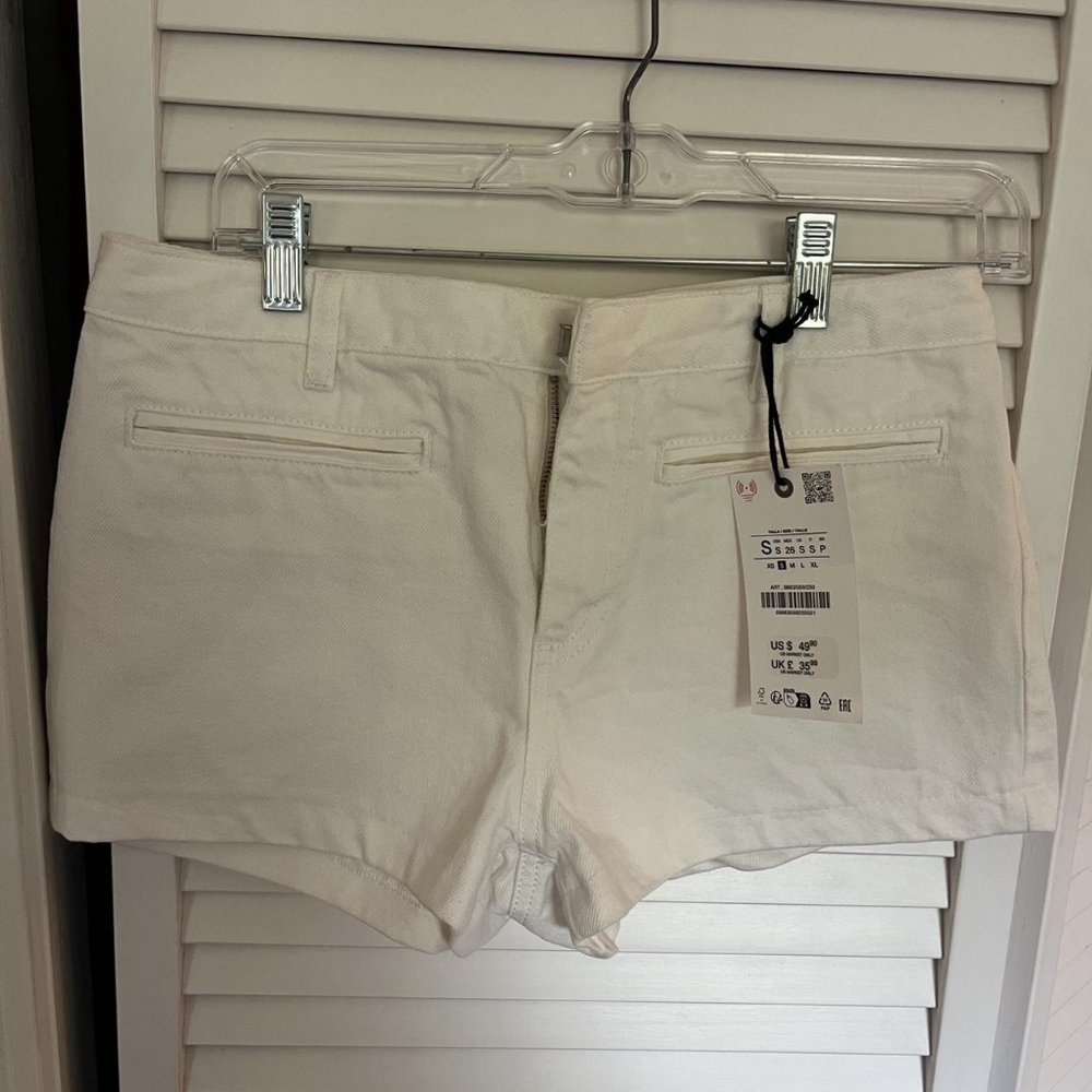 Women's White Shorts